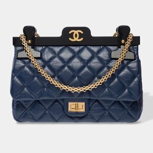CHANEL 2.55 Shoulder Bag